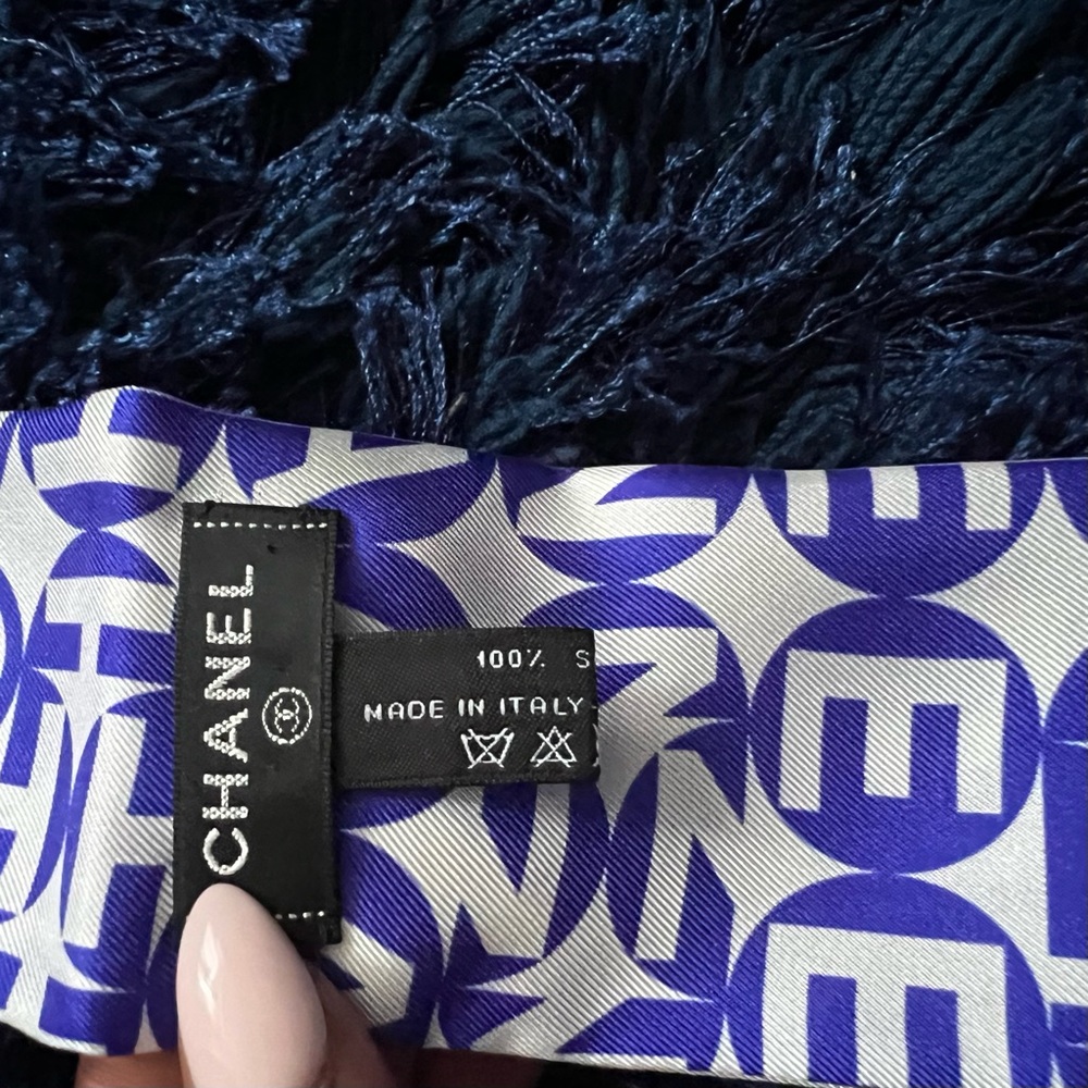 NEW CHANEL Blue, White, and Pink Silk Chanel Logo Twilly Scarf (New in Box) - Picture 6 of 9